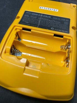 Nintendo Game Boy Color Amarilla