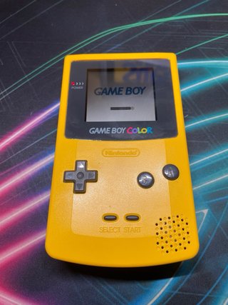 Nintendo Game Boy Color Amarilla