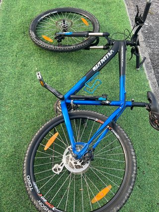 Bicicleta Montagna Specialized Hard Rock