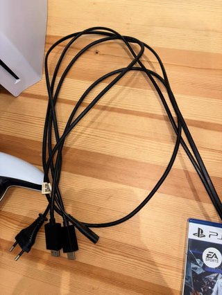 PS5 + FIFA 26 + 2 Mandos