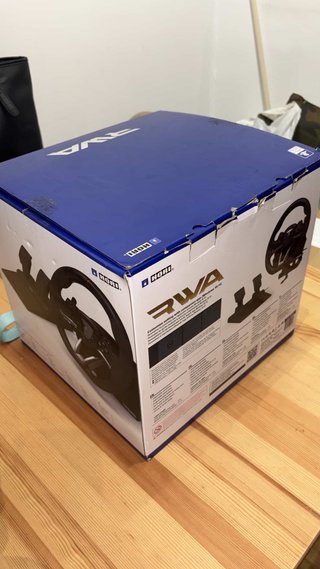 PS5 + FIFA 26 + 2 Mandos