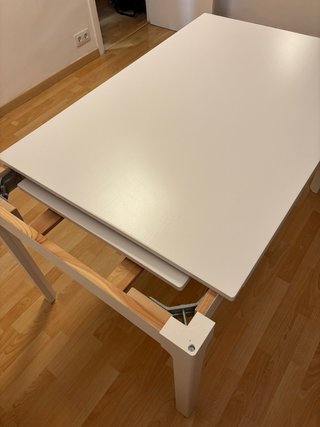 Mesa extensible blanca 120/180x80 cm. Impecable.