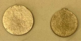 Medallas Religiosas muy antiguas de Plata.