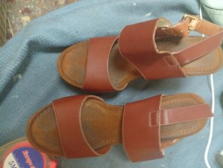 Sandalias cuña talla 37. Todo