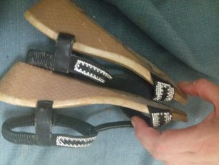 Sandalias cuña talla 37. Todo