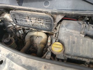 Opel Vivaro 2007 GOLPE TRASERO