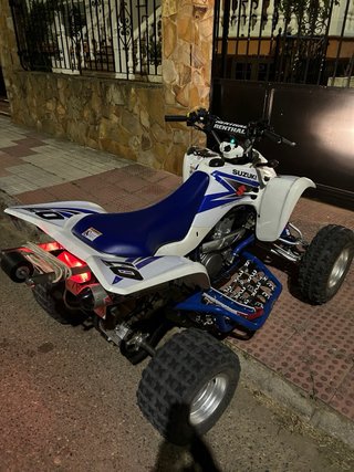 Suzuki LTZ 400 Quad