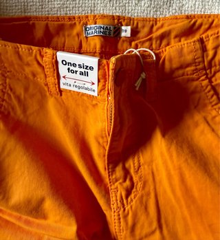 Bermuda niño talla única naranja