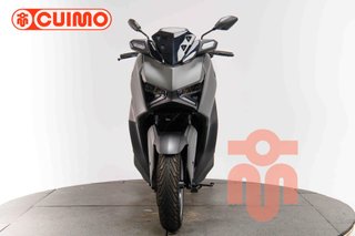 YAMAHA XMAX 125