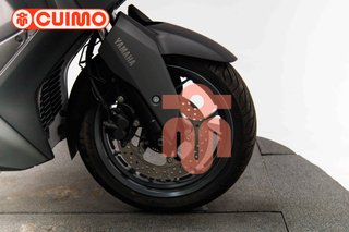 YAMAHA XMAX 125