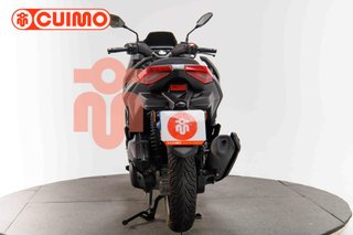 YAMAHA XMAX 125