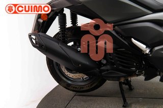 YAMAHA XMAX 125
