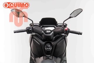 YAMAHA XMAX 125