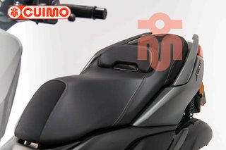 YAMAHA XMAX 125