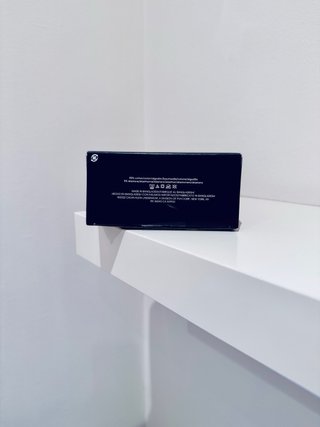 Tanga de hombre negro y rosa de Calvin Klein