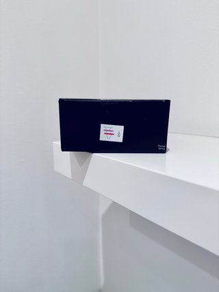 Tanga de hombre negro y rosa de Calvin Klein