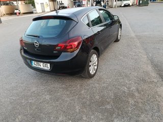 Opel Astra 2012