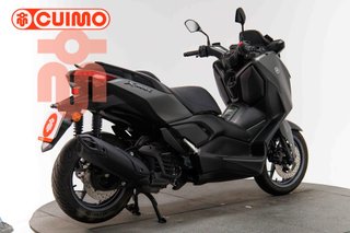 YAMAHA XMAX 125