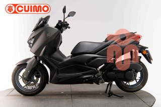 YAMAHA XMAX 125