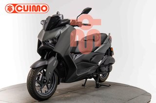 YAMAHA XMAX 125