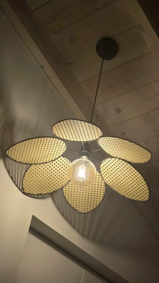 Lámpara colgante de ratán