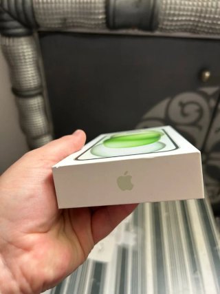 Caja para iPhone 15 Plus Green 128 Gb