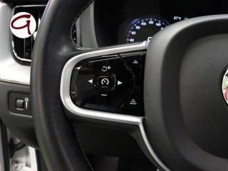 Volvo XC60 T6 Recharge R-Design AWD Auto 250 kW (340 CV)