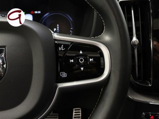 Volvo XC60 T6 Recharge R-Design AWD Auto 250 kW (340 CV)