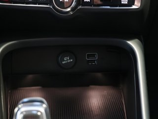 Volvo XC40 T4 Twin Recharge Inscription Auto 155 kW (211 CV)