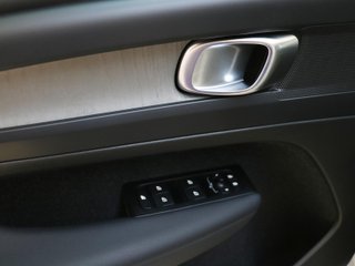 Volvo XC40 T4 Twin Recharge Inscription Auto 155 kW (211 CV)