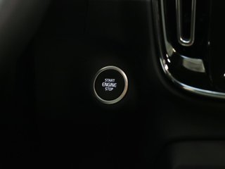Volvo XC40 T4 PHEV Recharge Core Auto 155 kW (211 CV)