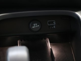 Volvo XC40 T4 PHEV Recharge Core Auto 155 kW (211 CV)