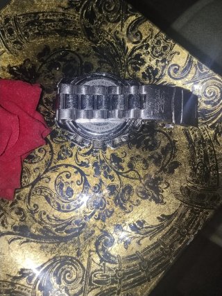 Reloj Invicta Hombre Negro y Plateado