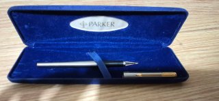 Lote de 7 bolígrafos Parker ,Pierre Cardin, cross.