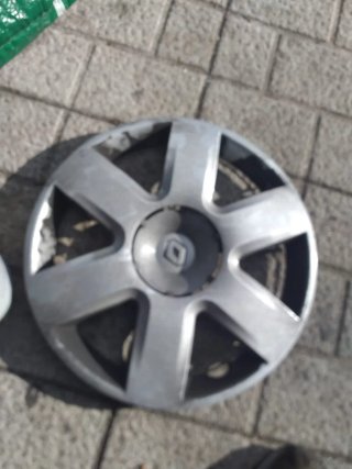 Tapacubos Renault Kangoo 15 (1 unidad)