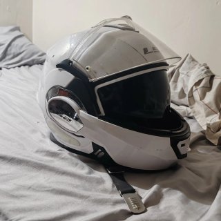 Casco L52 modular Integral con Visera Solar