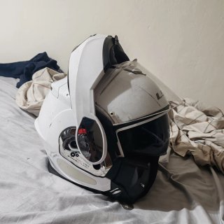 Casco L52 modular Integral con Visera Solar