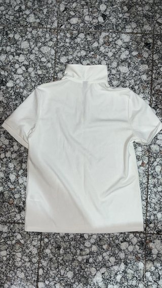 Camisa canalé crema cuello alto cremallera Talla S