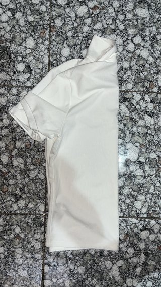 Camisa canalé crema cuello alto cremallera Talla S