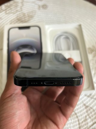 iPhone 16e 128GB Negro