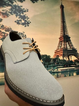 Zapatos de ante color gris claro