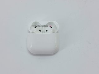 in-ear apple airpods 4 gen