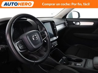 Volvo XC40 2.0 T4 Business Plus 2WD