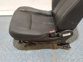 ASIENTO DELANTERO DERECHO NISSAN NAVARA NP300 PIC