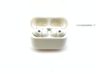 in-ear apple airpods pro 3
