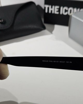 Occhiali Ray Ban Phil Nero/Verde