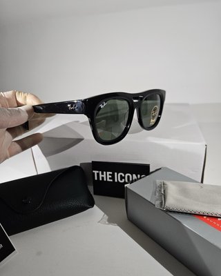 Occhiali Ray Ban Phil Nero/Verde