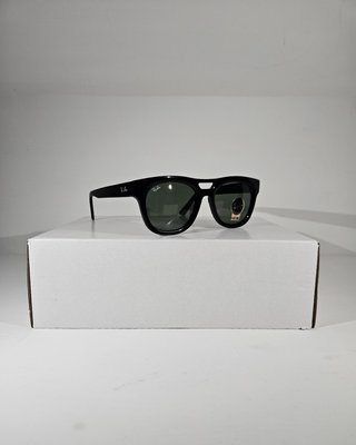 Occhiali Ray Ban Phil Nero/Verde