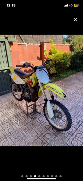 Suzuki RM 85 Motocross Moto