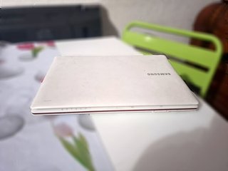 Netbook Samsung 10" con Windows 7